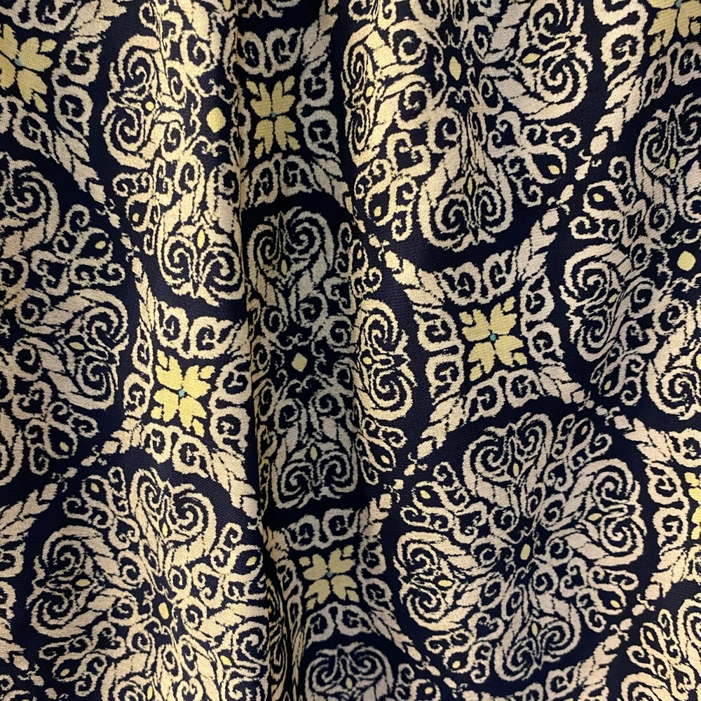 3/$15💥Patterned Shorts - Picture 5 of 5
